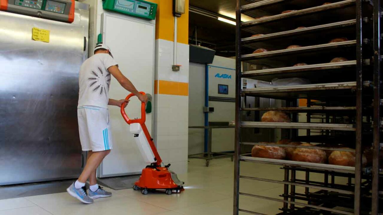 Oferta de empleo para limpiadora