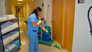 trabajar limpieza centros sanitarios